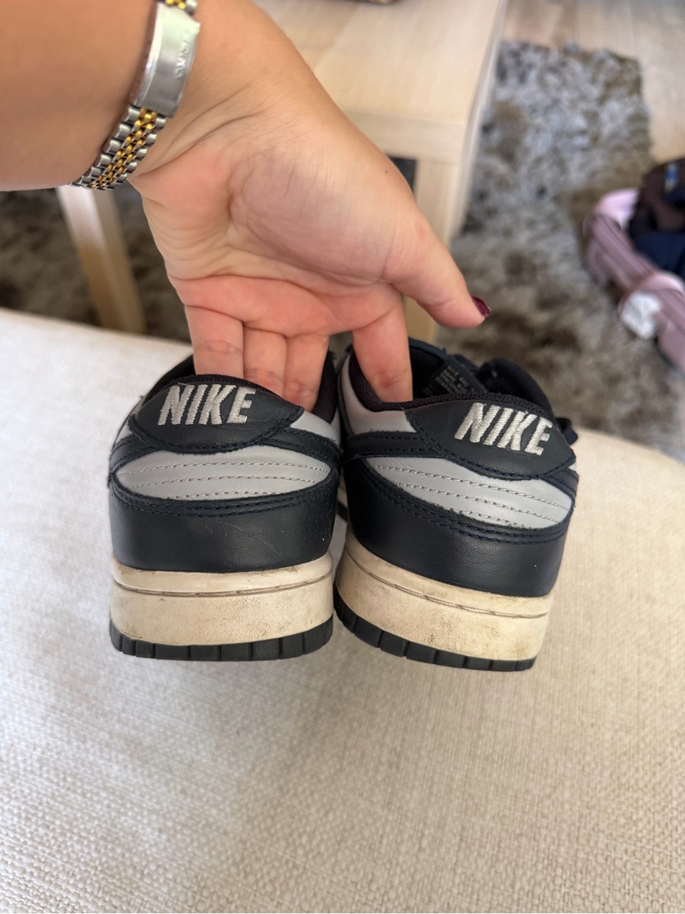 Nike Georgetown Dunks - Picture 5 of 5